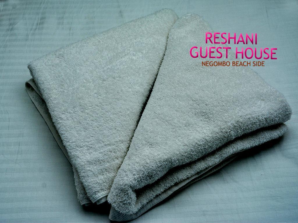 Reshani Guest House Negombo Exteriör bild