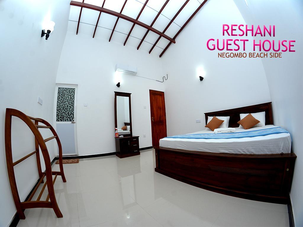Reshani Guest House Negombo Exteriör bild
