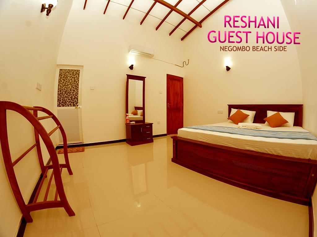 Reshani Guest House Negombo Exteriör bild