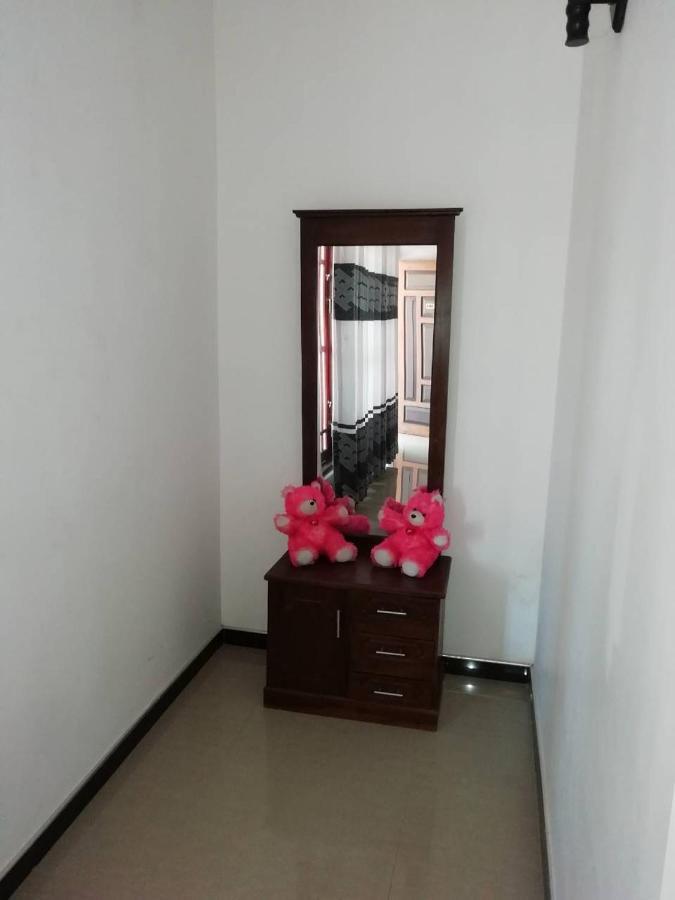 Reshani Guest House Negombo Exteriör bild