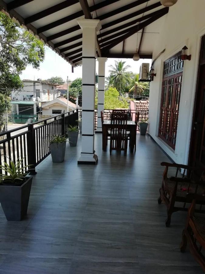 Reshani Guest House Negombo Exteriör bild