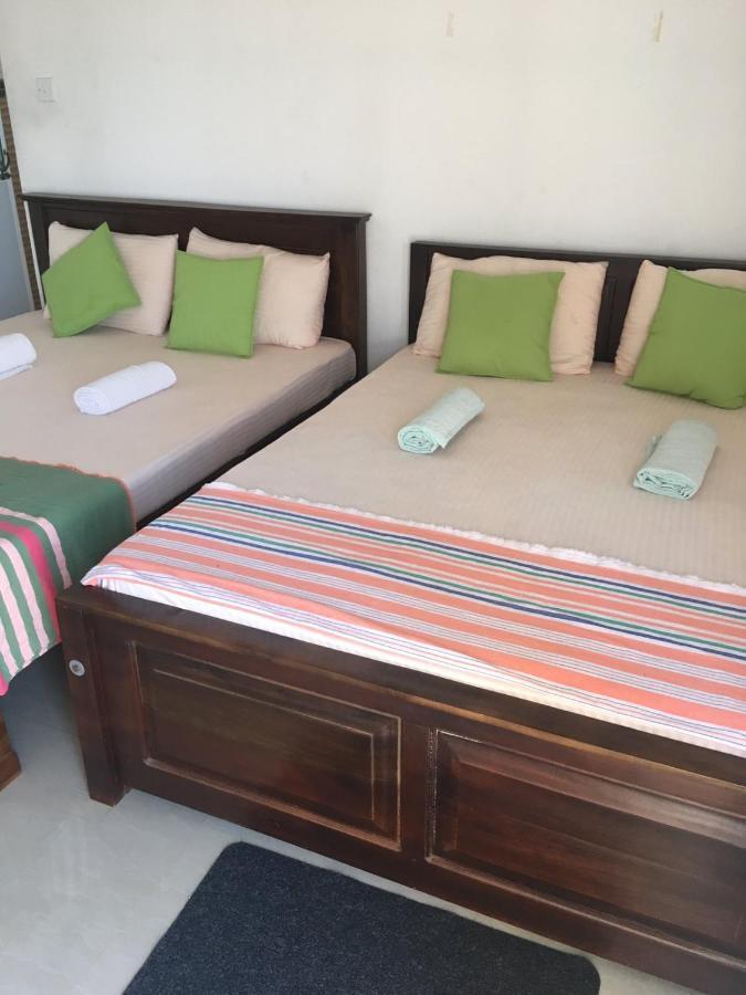 Reshani Guest House Negombo Exteriör bild