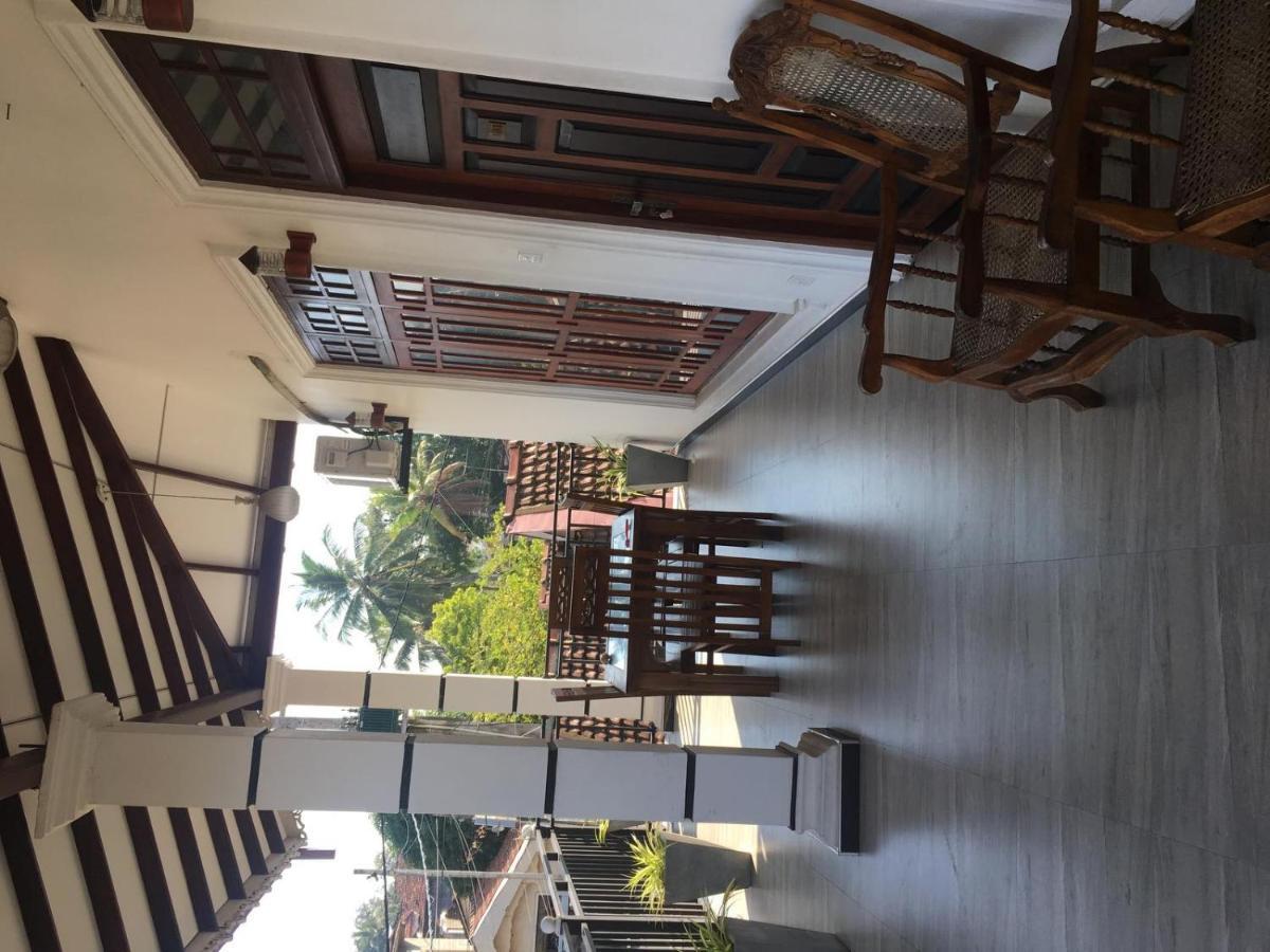 Reshani Guest House Negombo Exteriör bild