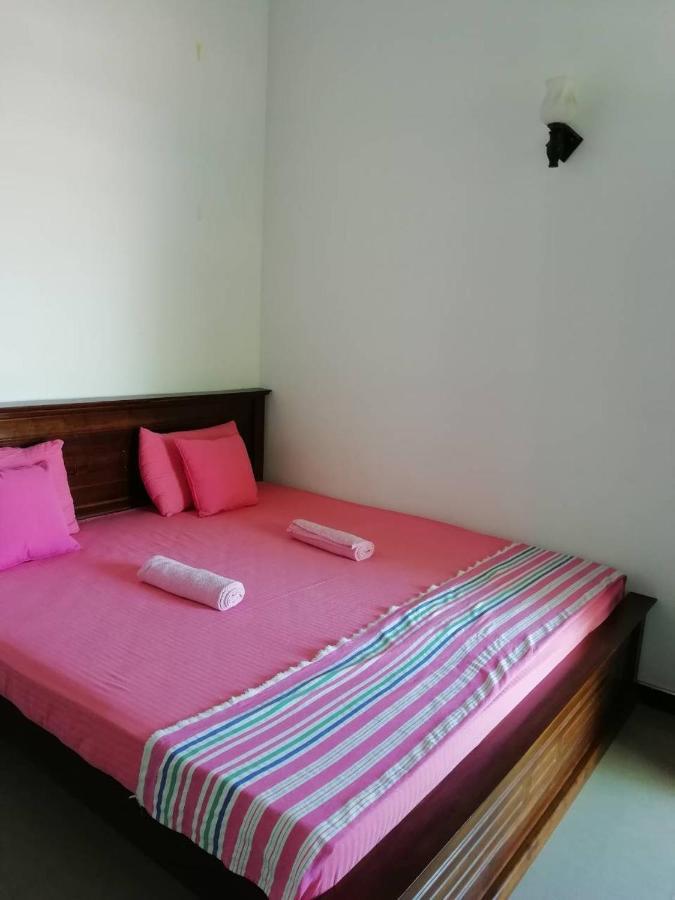 Reshani Guest House Negombo Exteriör bild